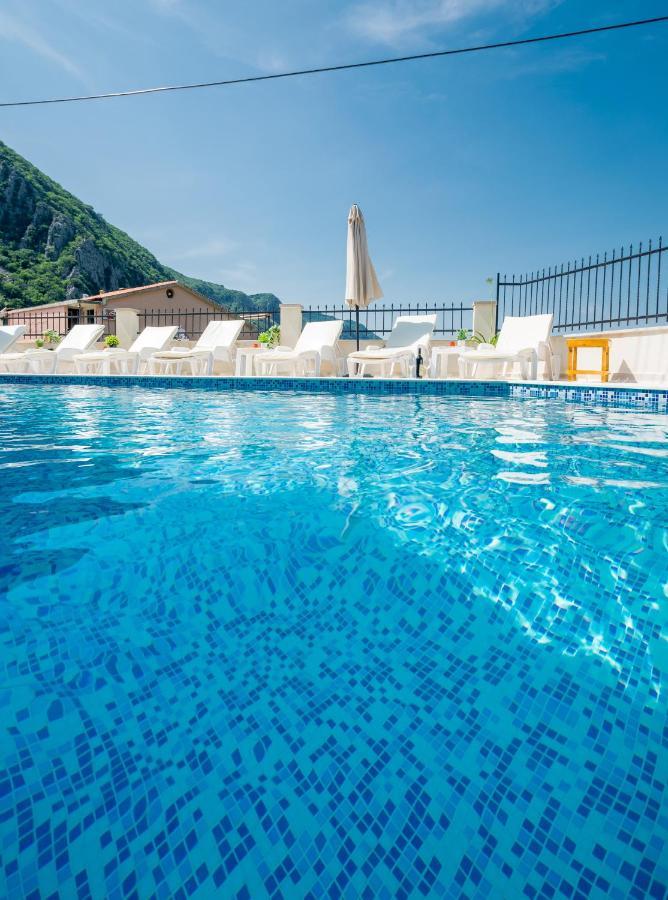 Apartament Boka Bay Kotor Zewnętrze zdjęcie