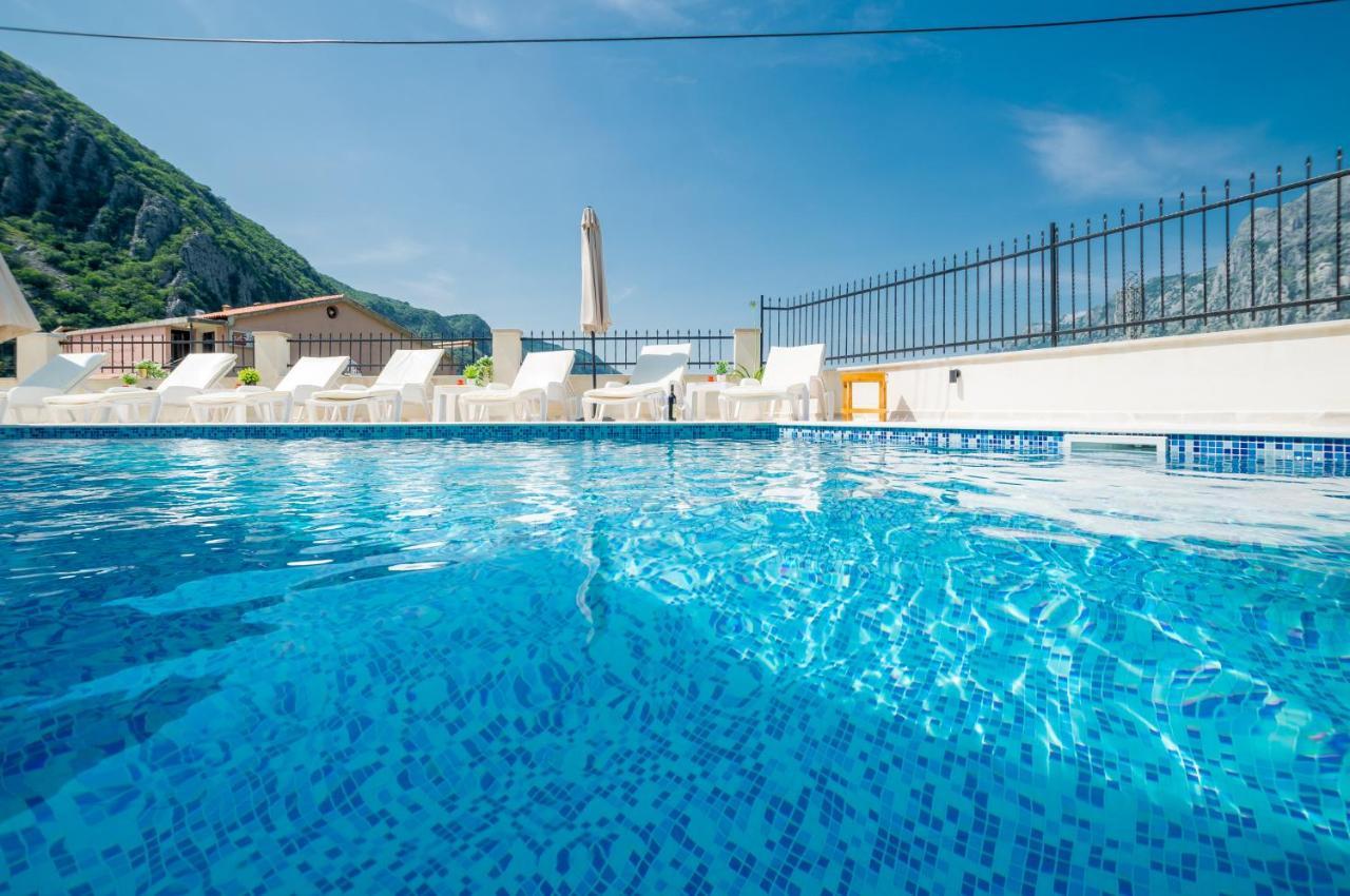 Apartament Boka Bay Kotor Zewnętrze zdjęcie